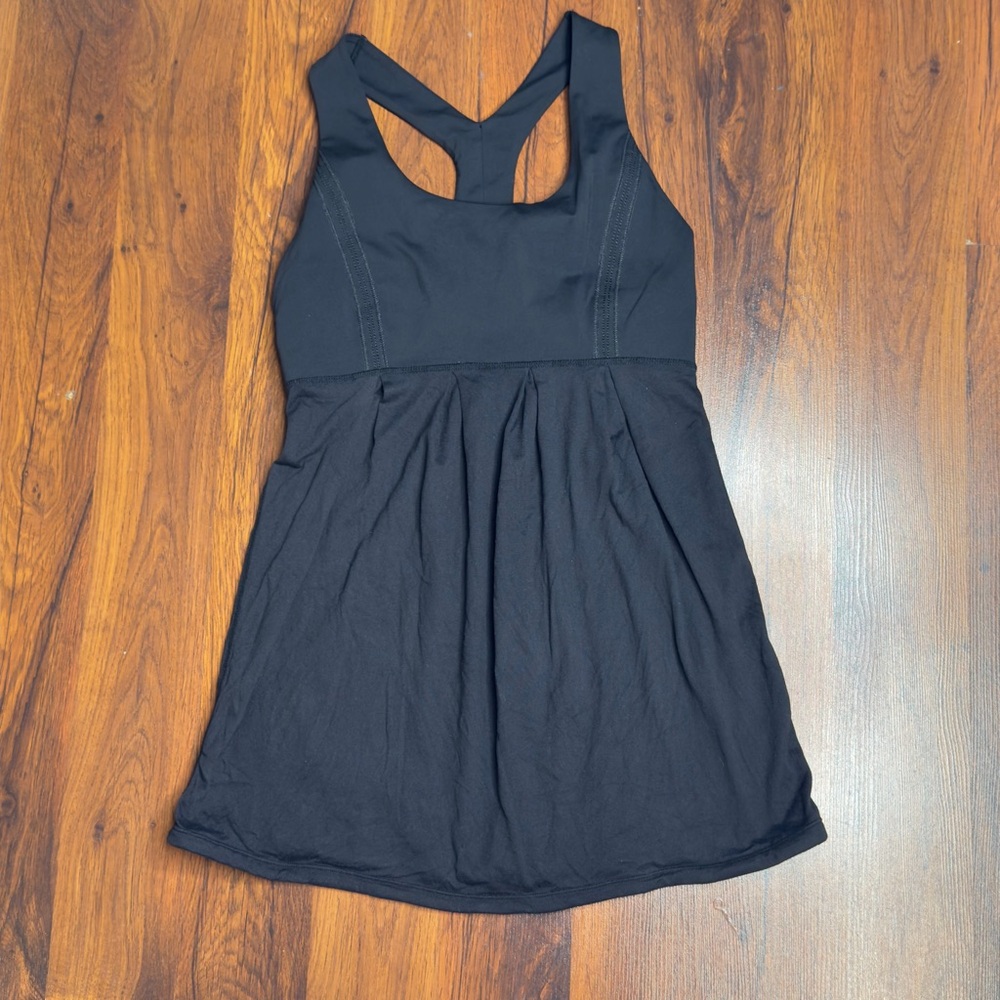 Lululemon Athletica Black Fitted Pleated Tank Top